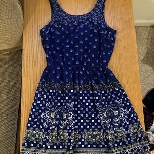 Women’s dress